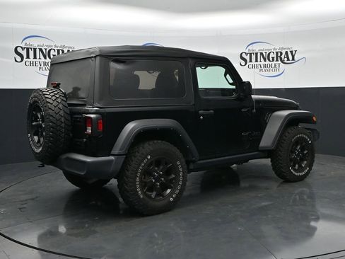 Used 2022 Jeep Wrangler Sport AWD/4WD image 7