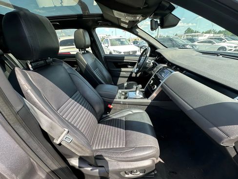 Used 2020 Land Rover Discovery Sport S image 13