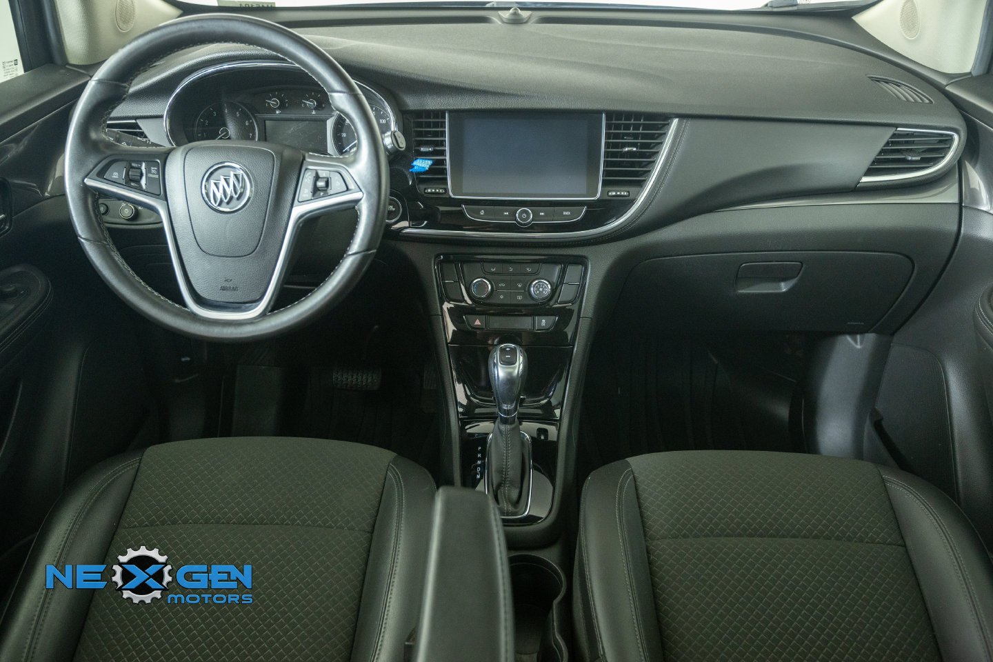 Used 2020 Buick Encore Preferred w/ Safety Package FWD image 30