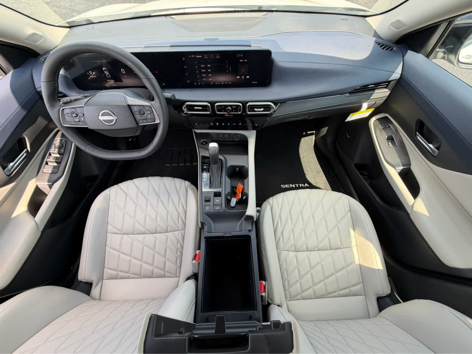 Used 2026 Nissan Sentra SL w/ Floor Mat Package FWD image 18