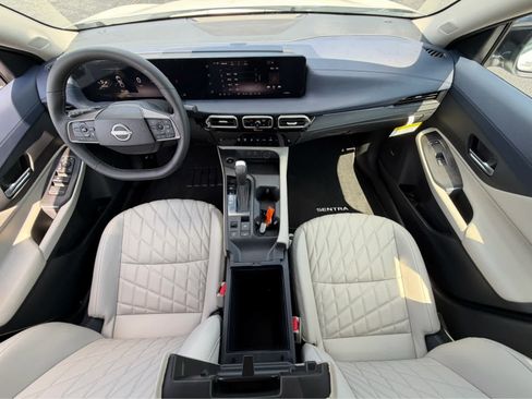 Used 2026 Nissan Sentra SL w/ Floor Mat Package FWD image 18