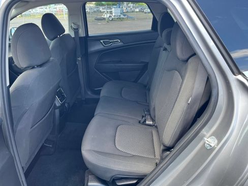 Used 2025 Kia Sportage LX FWD image 20