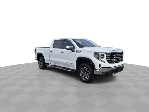 Used 2024 GMC Sierra 1500 SLT w/ SLT Premium Plus Package AWD/4WD image 2