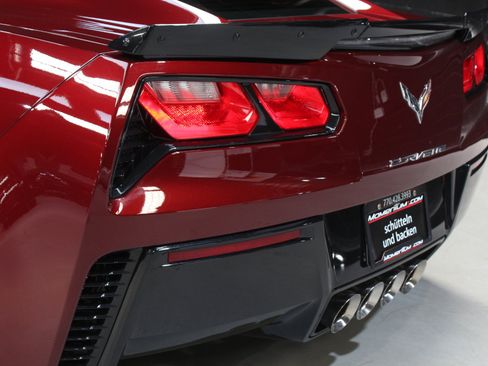 Used 2019 Chevrolet Corvette Grand Sport RWD image 18