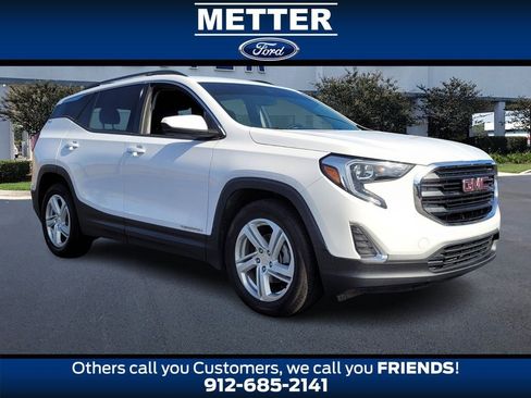 Used 2020 GMC Terrain SLE w/ Driver Convenience Package FWD image 1
