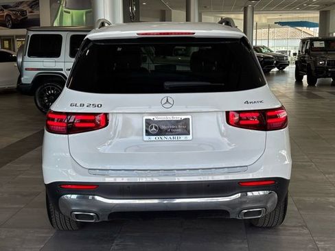Certified 2026 Mercedes-Benz GLB 250 4MATIC image 4