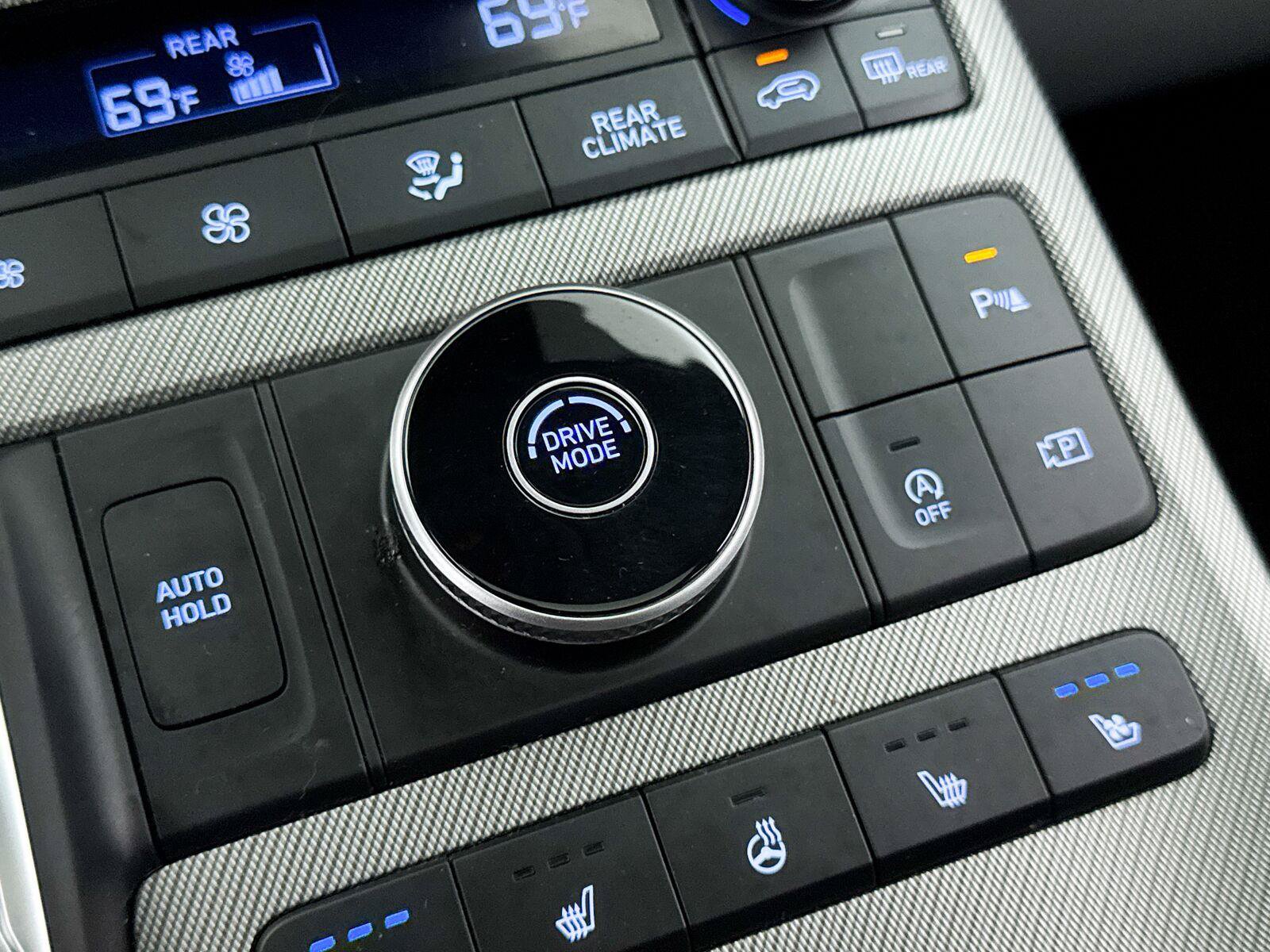 Used 2024 Hyundai Palisade SEL w/ Premium Package FWD image 11
