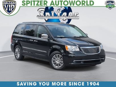 Used 2014 Chrysler Town & Country Touring-L w/ Driver Convenience Group