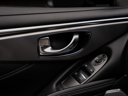 Used 2019 INFINITI Q60 3.0t Luxe AWD/4WD image 56