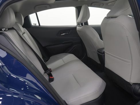 Used 2025 Toyota Prius Limited image 12