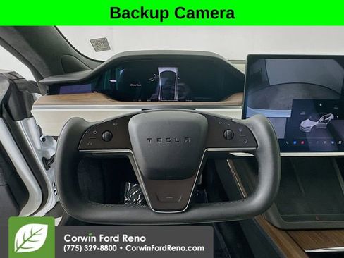 Used 2022 Tesla Model S image 10