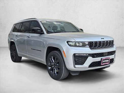 New 2026 Jeep Grand Cherokee L Limited image 7