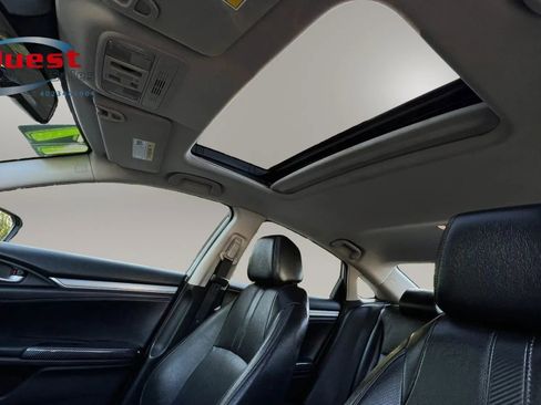 Used 2017 Honda Civic Touring image 25