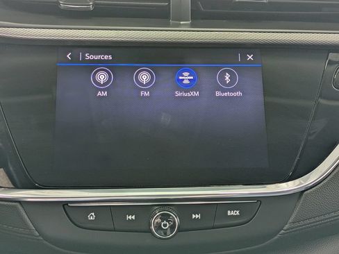 Used 2022 Buick Encore GX Select w/ Sport Touring Package FWD image 31
