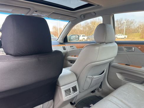 Used 2007 Toyota Avalon Limited image 12