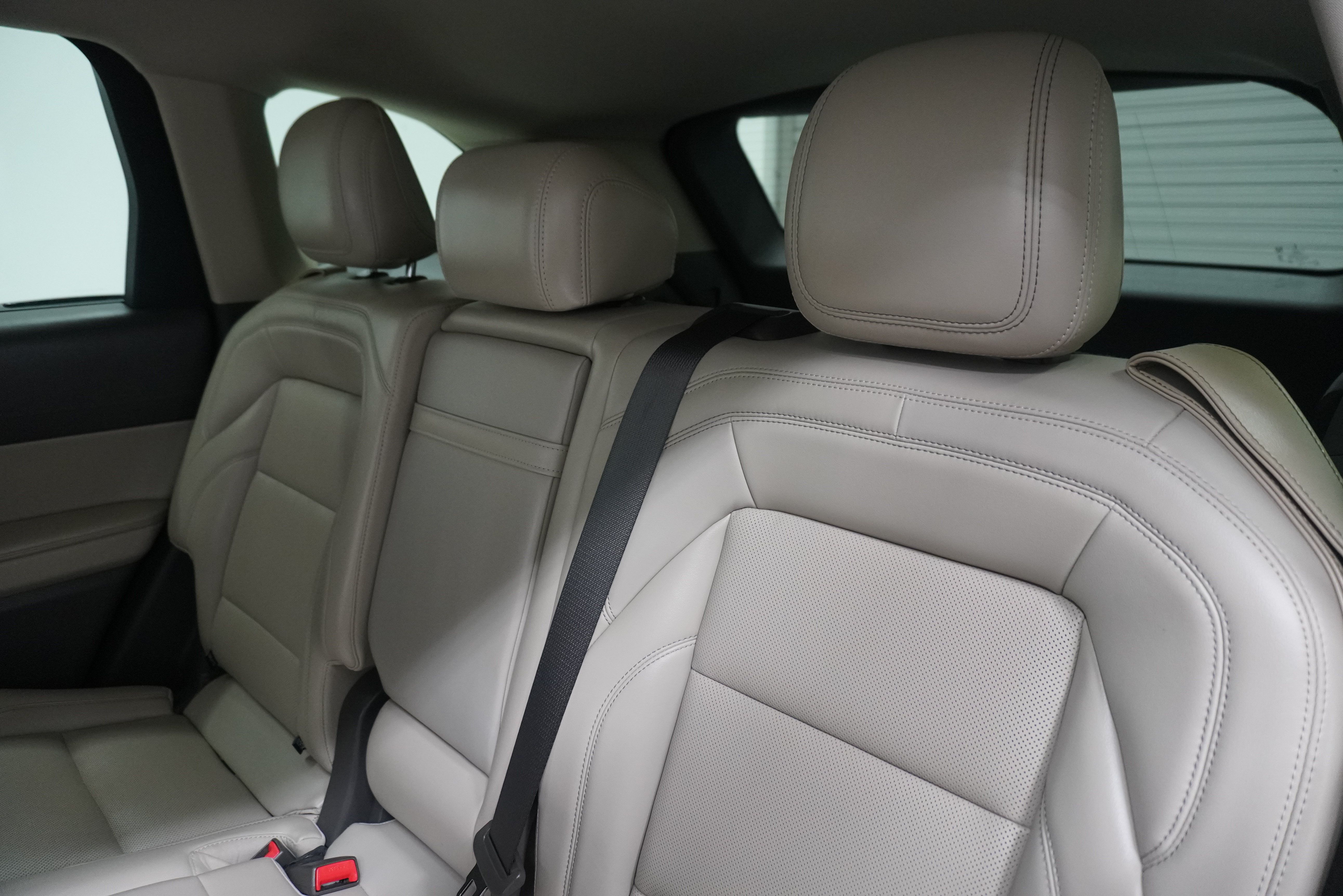 Used 2024 Lincoln Nautilus Premier AWD/4WD image 13