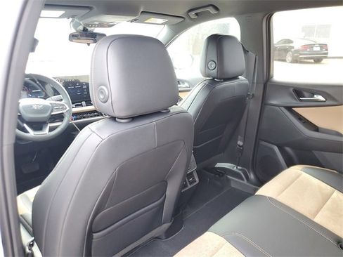 New 2026 Chevrolet Equinox ACTIV w/ Convenience Package III image 13