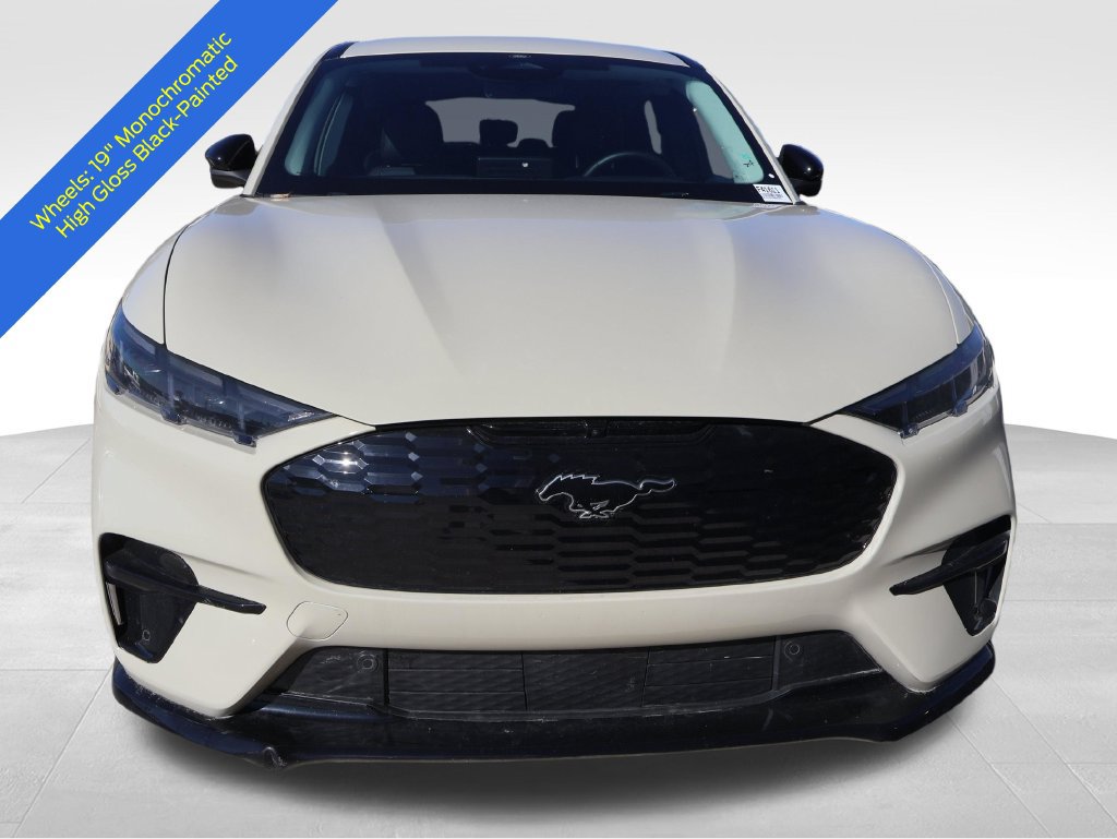 Used 2025 Ford Mustang Mach-E Premium w/ Sport Appearance Package AWD/4WD image 8