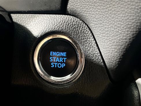 Used 2020 Toyota RAV4 XLE Premium image 23