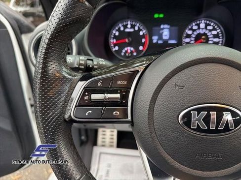 Used 2020 Kia Forte GT-Line image 29