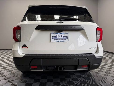 Used 2023 Ford Explorer Timberline AWD/4WD image 9