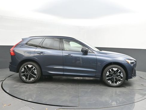 New 2026 Volvo XC60 B5 Plus w/ Protection Package Premier AWD/4WD image 8