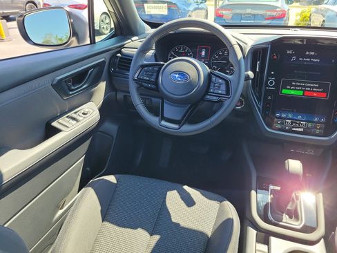 Used 2025 Subaru Forester Premium AWD/4WD image 17