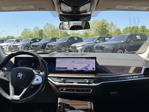 Certified 2026 BMW X7 xDrive40i image 30