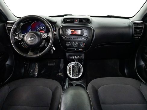 Used 2015 Kia Soul + image 19