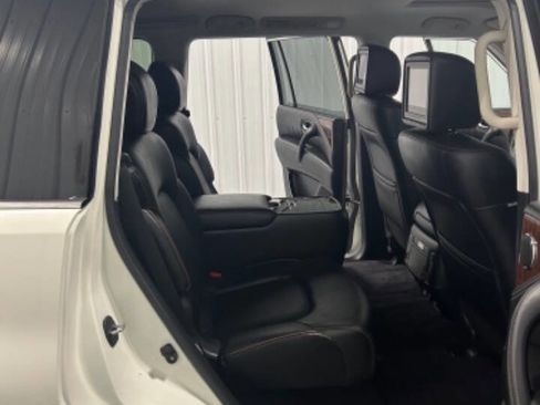 Used 2019 Nissan Armada Platinum w/ Captain's Chairs Package image 14