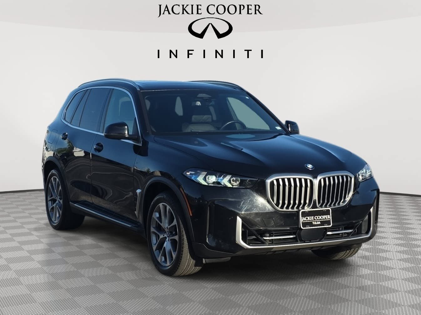 Used 2025 BMW X5 xDrive40i AWD/4WD image 3