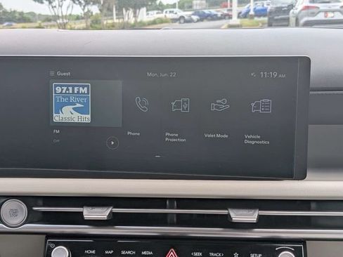 Used 2025 Hyundai Tucson SEL FWD image 17