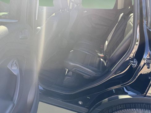 Used 2018 Ford Escape SEL FWD image 7