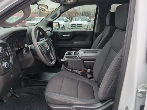 Used 2022 GMC Sierra 1500 Pro w/ Sierra Value Package image 10