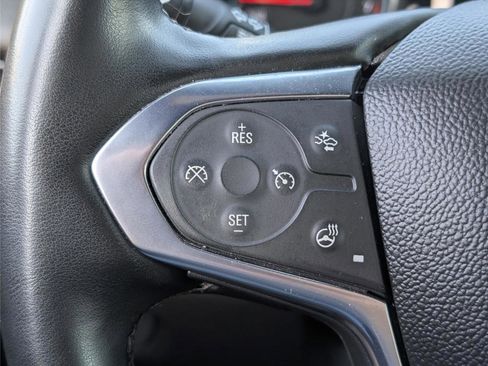 Used 2023 Chevrolet Traverse RS image 26