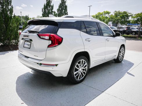 Used 2023 GMC Terrain Denali AWD/4WD image 10