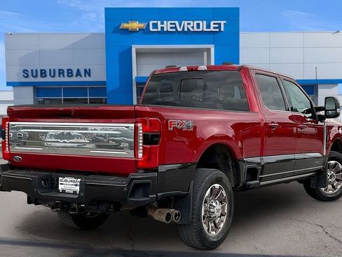Used 2024 Ford F350 King Ranch w/ FX4 Off-Road Package AWD/4WD image 2