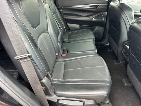 Used 2023 INFINITI QX60 Luxe w/ Performance Audio Package FWD image 15