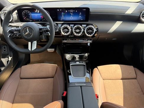 Certified 2025 Mercedes-Benz CLA 250 4MATIC image 2