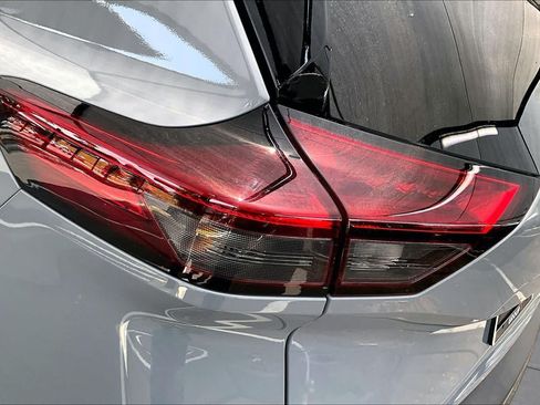 Used 2023 Nissan Rogue SL w/ SL Premium Package FWD image 29