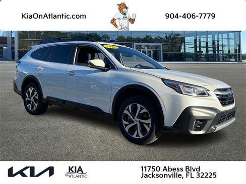 Used 2022 Subaru Outback Limited image 1