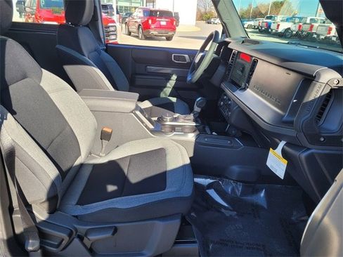New 2025 Ford Bronco 2-Door image 10