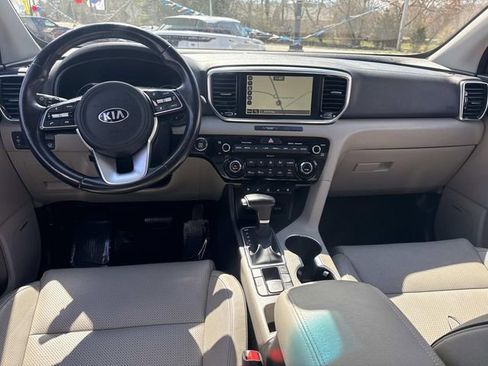 Used 2022 Kia Sportage EX w/ EX Technology Package AWD/4WD image 19
