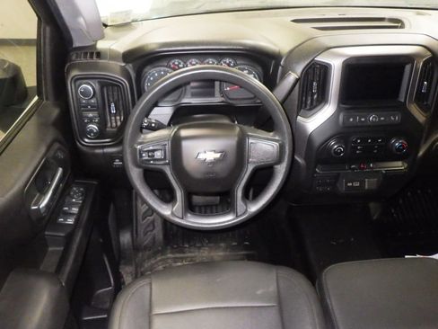Used 2022 Chevrolet Silverado 2500 W/T w/ WT Convenience Package AWD/4WD image 9