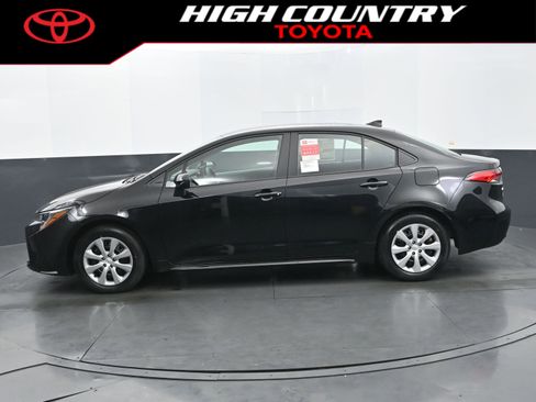 New 2026 Toyota Corolla LE image 2