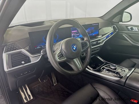 Used 2024 BMW X5 xDrive50e w/ Executive Package AWD/4WD image 9
