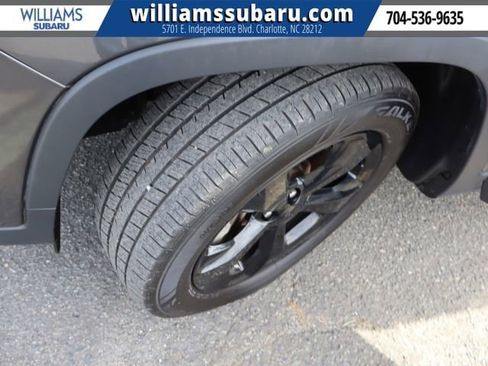 Used 2020 Jeep Cherokee Latitude Plus image 42