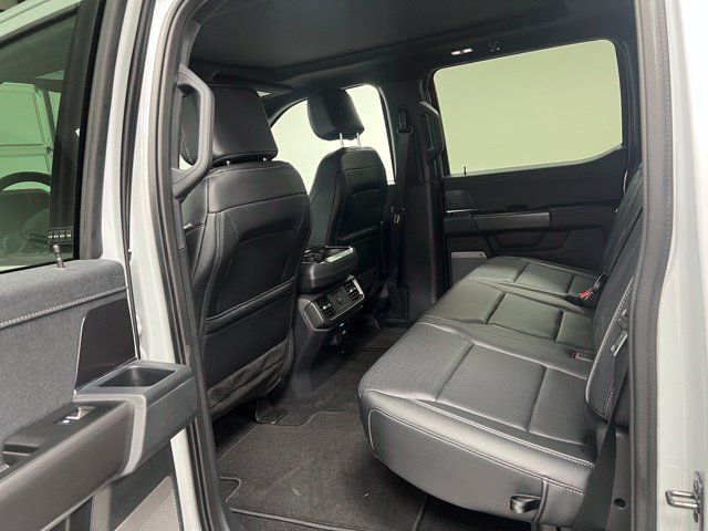 Used 2025 Ford F150 Lariat AWD/4WD image 44