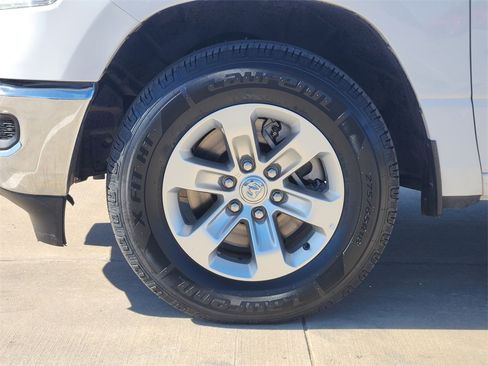 Used 2024 RAM 1500 Laramie image 13