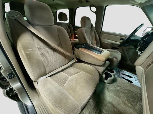 Used 2003 Chevrolet Tahoe LS RWD image 25